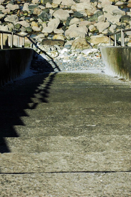 151007TGNW-8-Sea wall- Steps going down